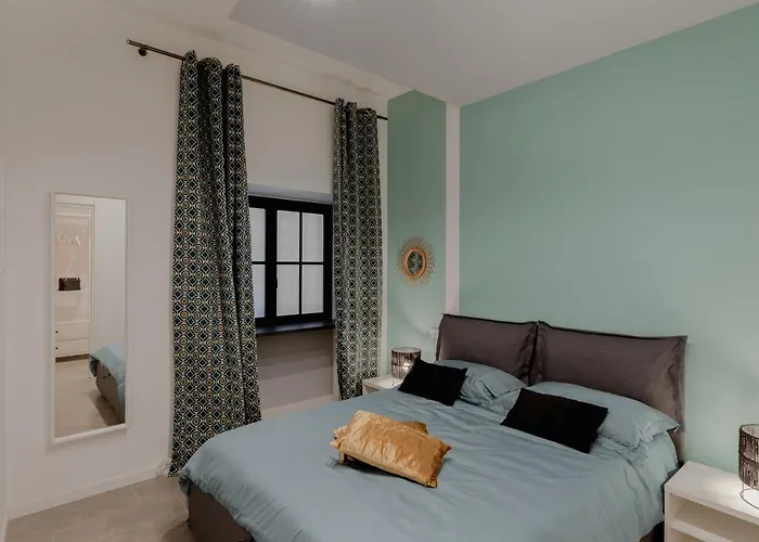 50 Steps To Navona Apartment